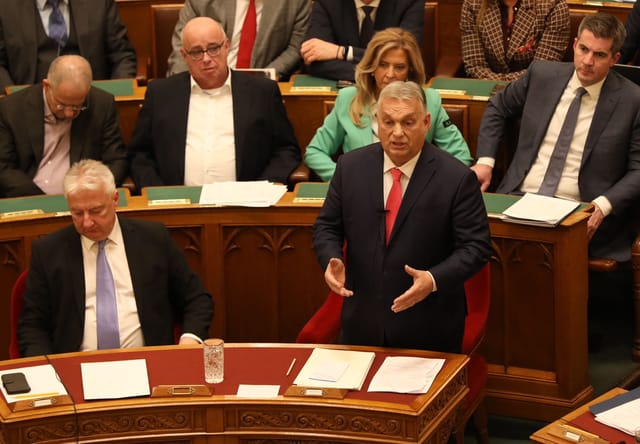 Orbán a Parlamentben: Pontosan tudjuk, mi a helyzet ebben az országban